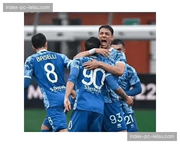 萨索洛vs科莫：控球大师对决，两队场均控球率均超55%